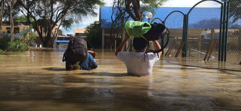 Peru - Az Piura folyó elárasztotta a Don Bosco Kollégiumot