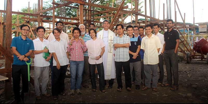 Fülöp-szigetek – Megáldották a Sándor István közösség új épületének alapjait 