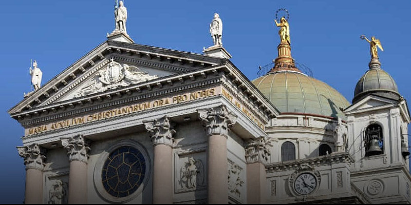 Olaszország - A Segítő Szűz Mária-bazilika felszentelésének 150. évfordulója