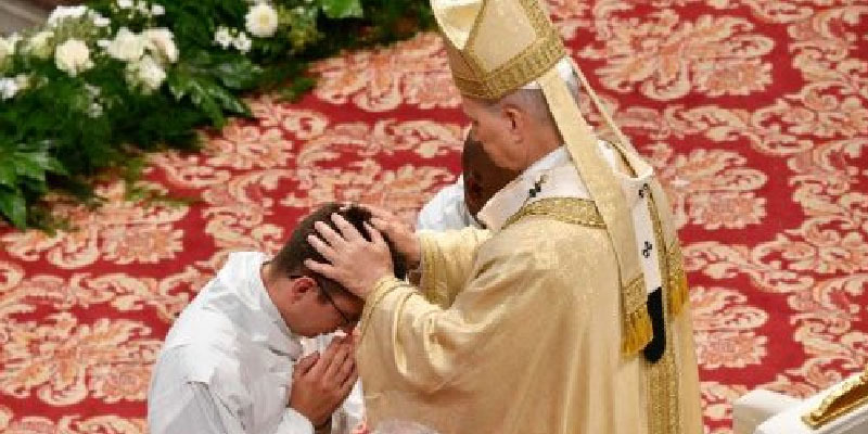 Leó pápa a papokhoz: Gondoskodjatok az elveszettekről és a szenvedőkről!