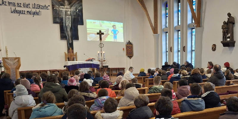 Óbuda - „Ne félj, mert megváltottalak!” – Lelkinap a Péter-Pálban