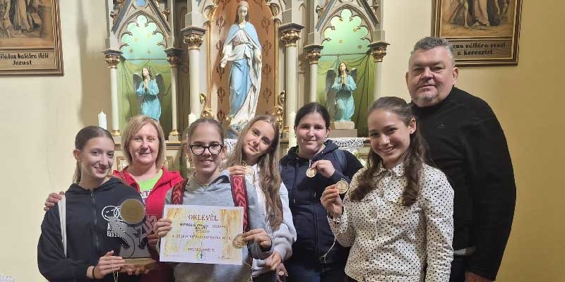 Nyergesújfalu – Megnyertük a régiós hittanversenyt!