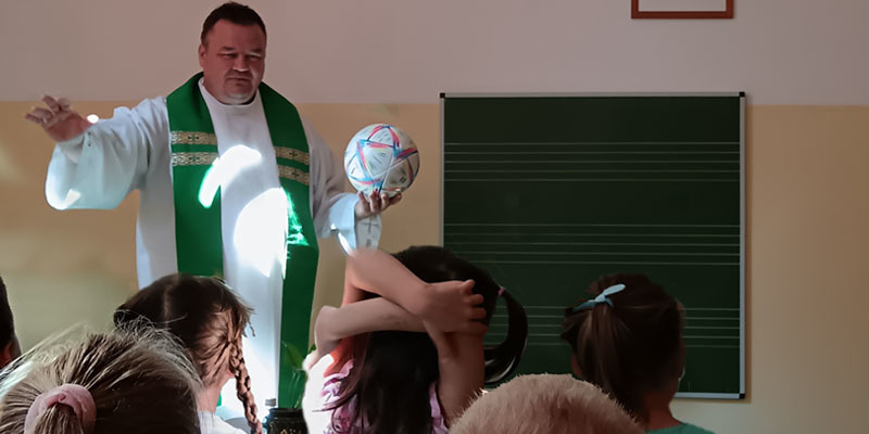 Óbuda - „Hajrá, gyerünk, mindent bele!” Isten szurkol nekünk 