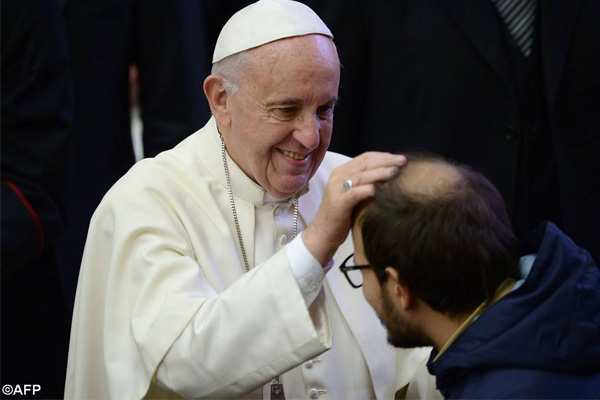 Ferenc pápa: Becsüljük meg azokat, akik az ifjúság oktatására szentelik életüket!