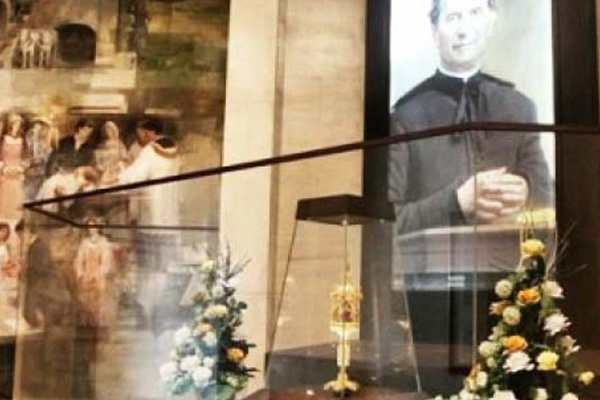 Olaszország – Don Bosco születésnapján visszahelyezik az ereklyét