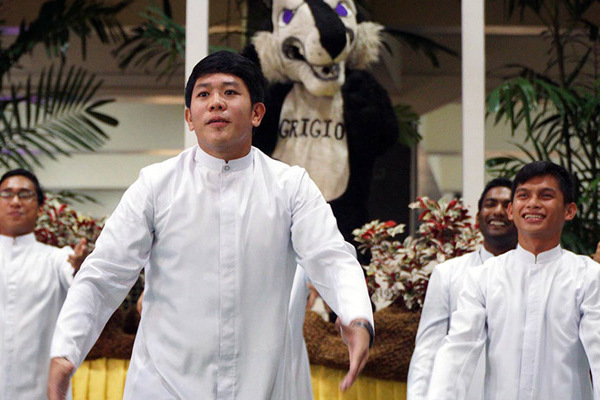 Fülöp-szigetek – A szerzetesi hivatást népszerűsítik a szalézi középiskolában