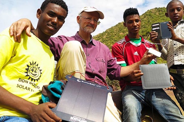 Etiópia – Don Bosco a napenergia felhasználására tanít
