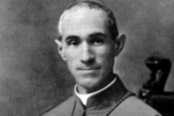 Luigi Olivares, a segítőkész szeretet püspöke