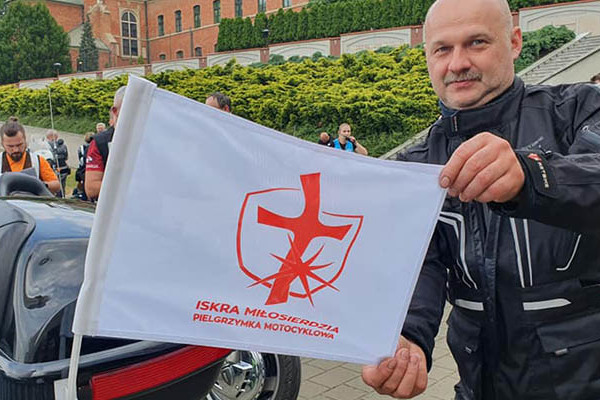 Lengyelország – Elindult az „Irgalom szikrája” motoros zarándoklat