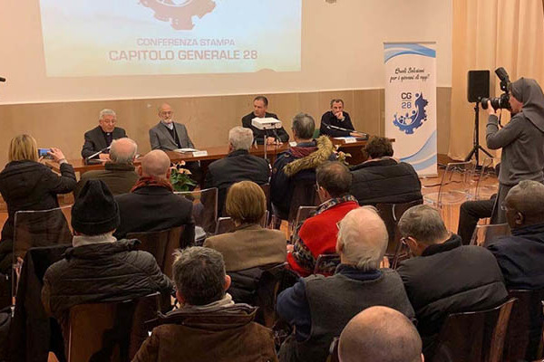 Róma – Sajtótájékoztató a közelgő 28. Egyetemes Káptalanról