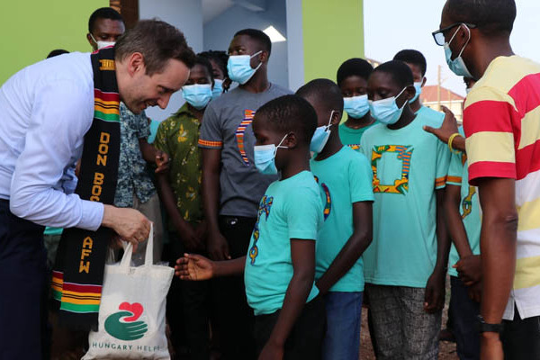 Hungary Helps a szaléziaknál Ghánában