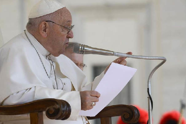 Vatikán – Ferenc pápa: Mária segít megerősíteni a hűséget Krisztushoz