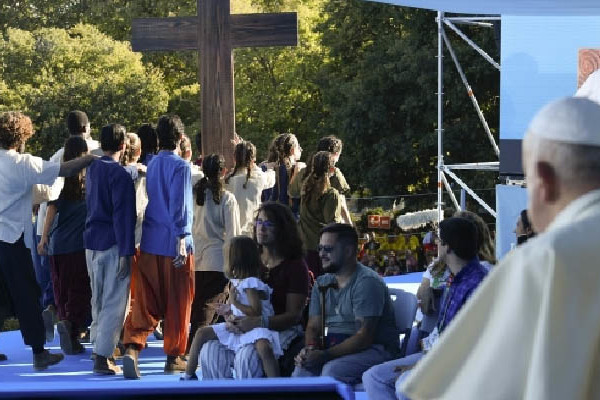 A pápa az Ifjúsági Világtalálkozó keresztútján
