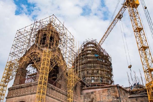 Hogyan talált Don Bosco anyagi forrásokat templomok építéséhez