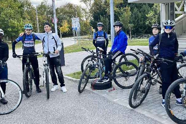 Nyergesújfalu – Szuper közös tekerés a Gerecse MTB csoporttal