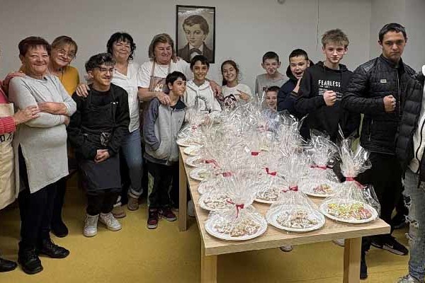 Kazincbarcika - Az ünnep illata: mézeskalács és együttlét