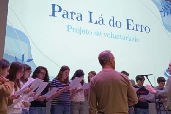 Portugália - Diákok vesznek részt egy zenei projektben a helyi börtönnel