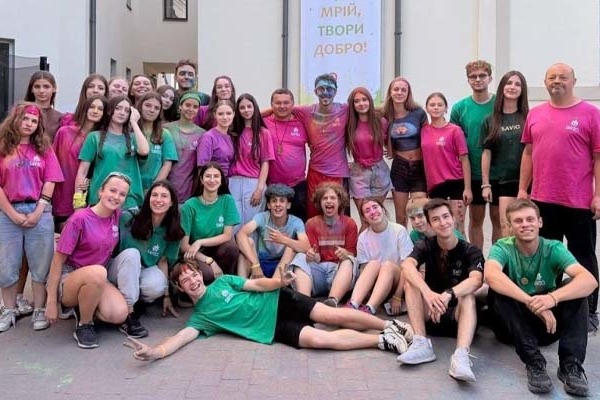 Ukrajna – Nyár, amit a háború nem vehet el 