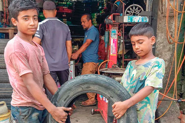 Banglades – A gyermekmunka továbbra is az egyik legnagyobb kihívás az országban