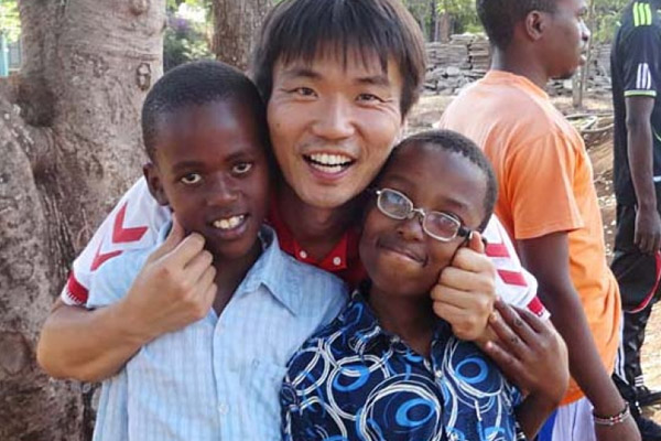 Tanzánia - Egy fiatal szalézi misszionárius álmai 